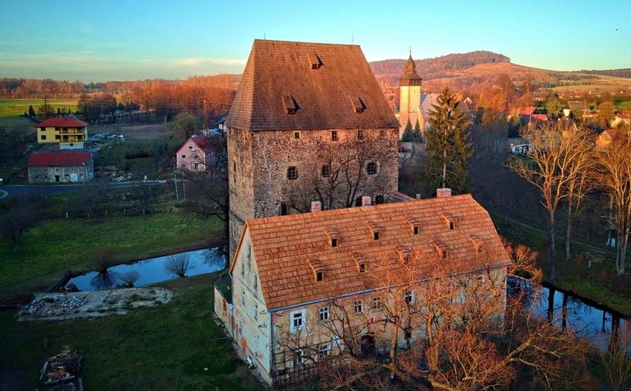 Siedlęcin Tower, Poland
